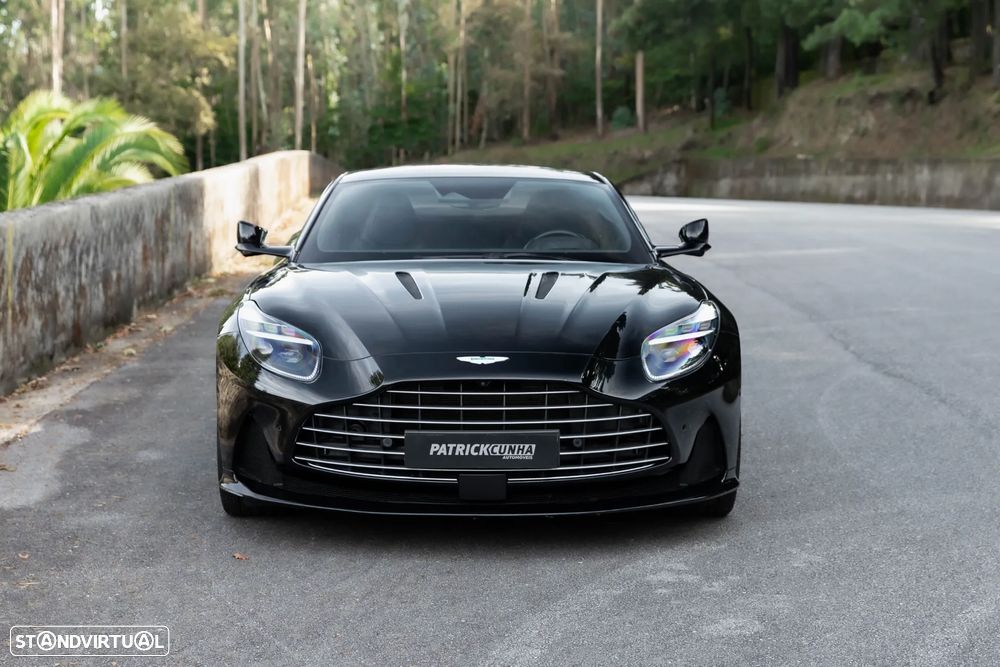 Aston Martin DB12 Coupé V8 Auto - 3