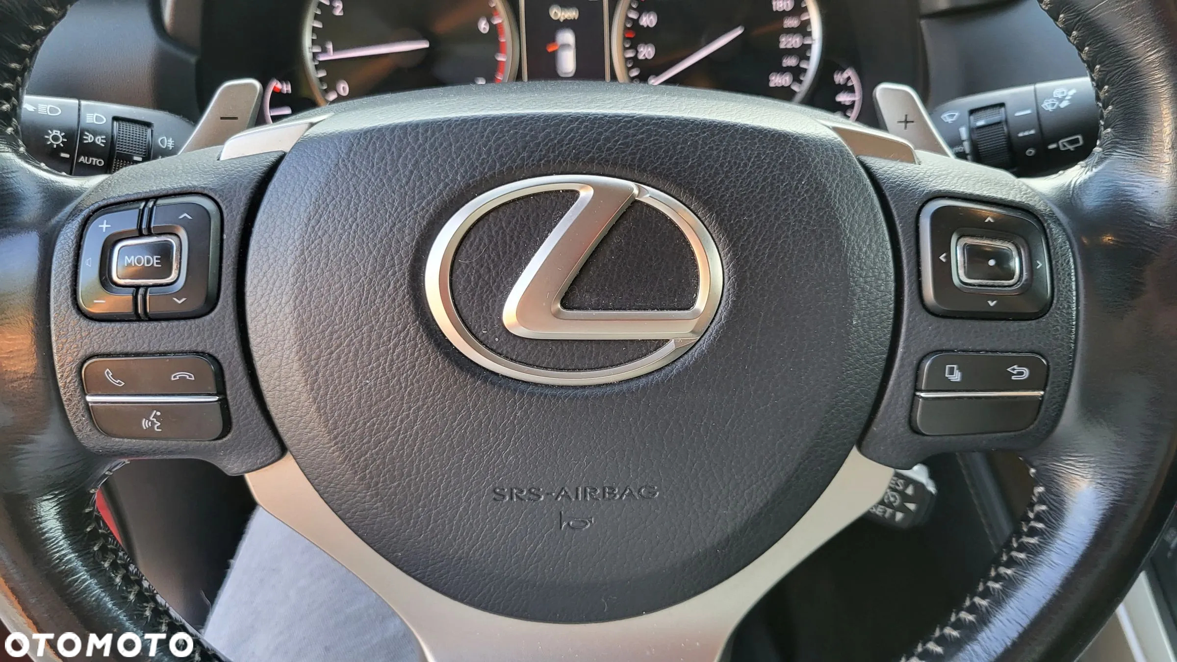 Lexus NX 200t Comfort AWD - 32