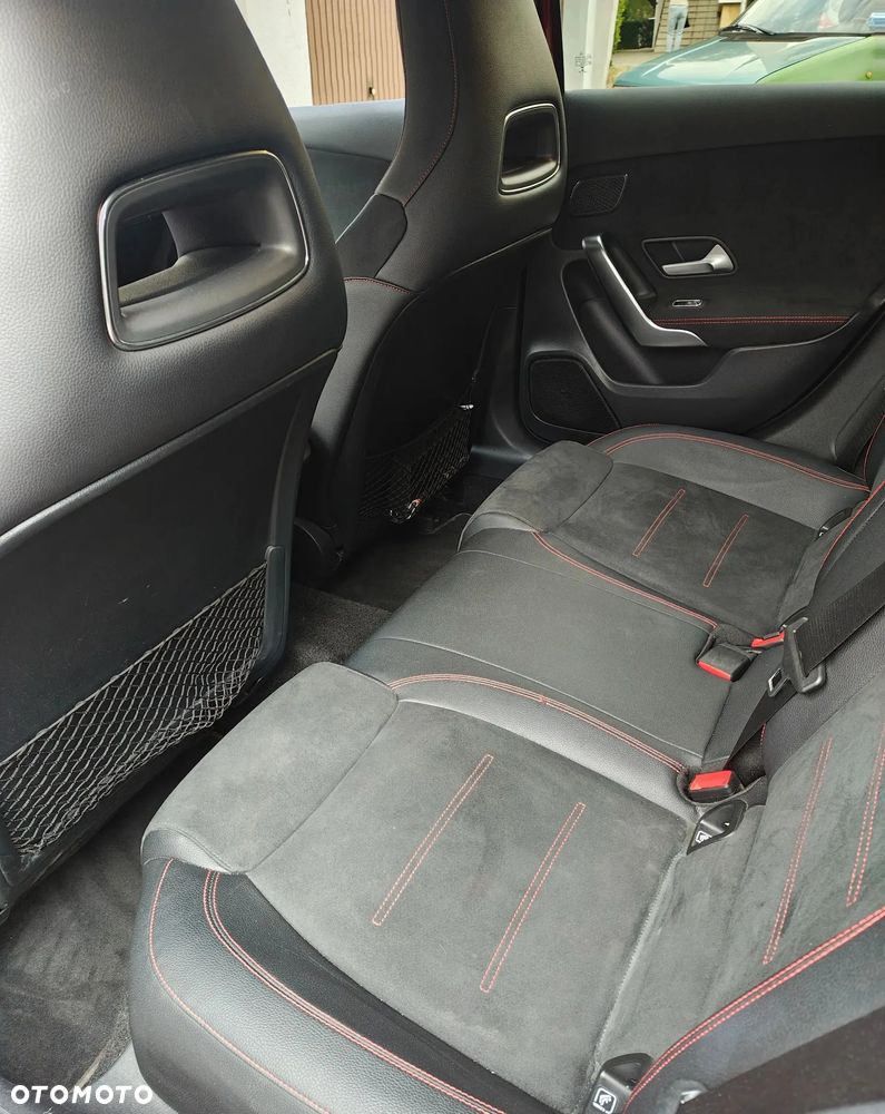 Mercedes-Benz Klasa A 220 4-Matic 7G-DCT - 6