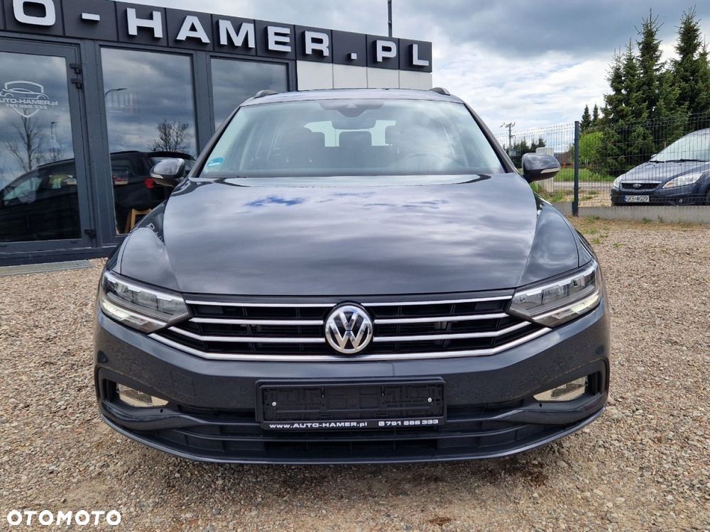 Volkswagen Passat - 28