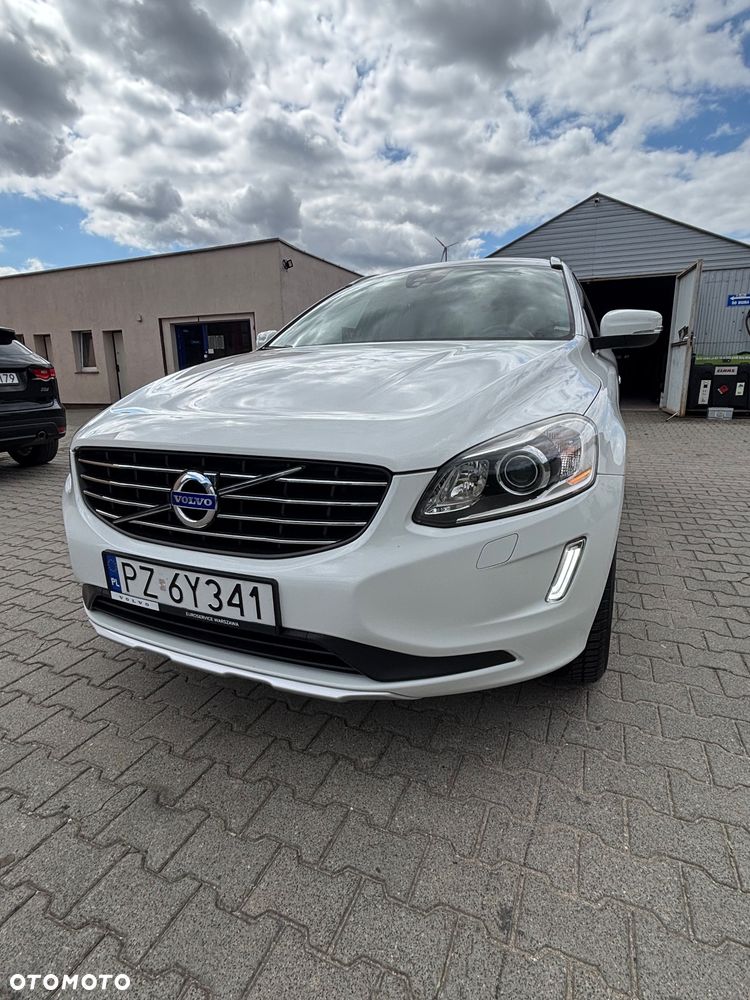 Volvo XC 60 D4 AWD Momentum - 9