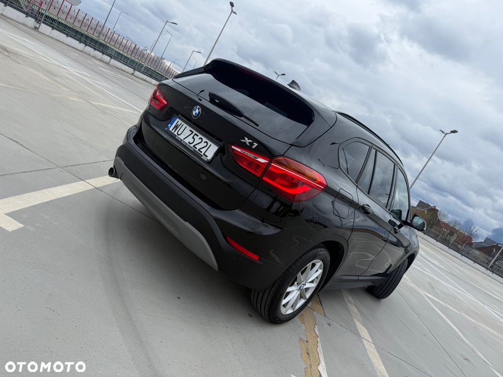 BMW X1 xDrive18d - 4