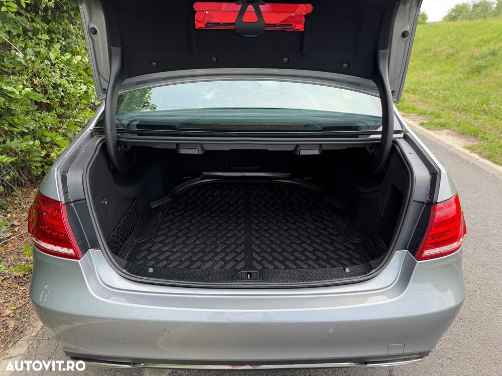 Mercedes-Benz E 220 BlueTEC Aut. - 12