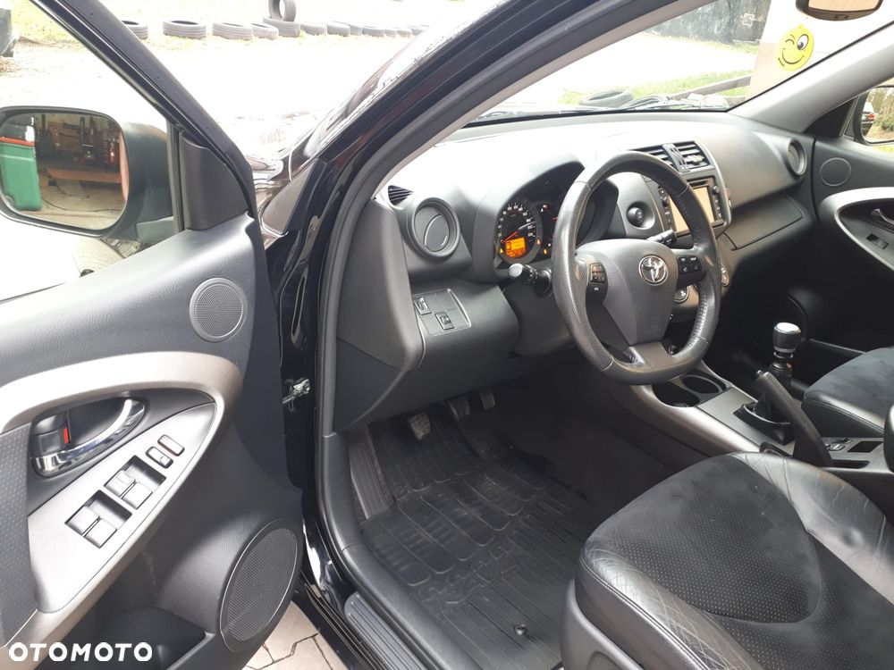 Toyota RAV4 2.0 4x4 Travel - 14