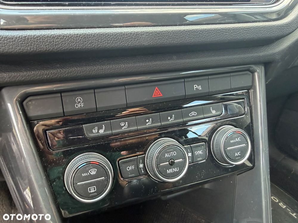 Volkswagen T-Roc 1.5 TSI GPF ACT Premium - 14