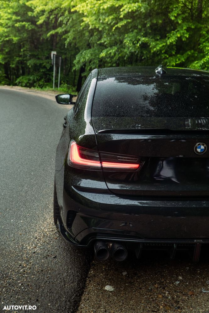 BMW Seria 3 330i Aut. M Sport - 11