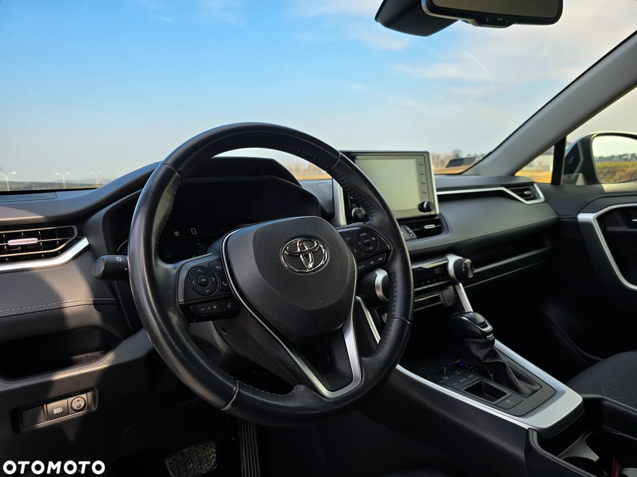 Toyota RAV4 - 16