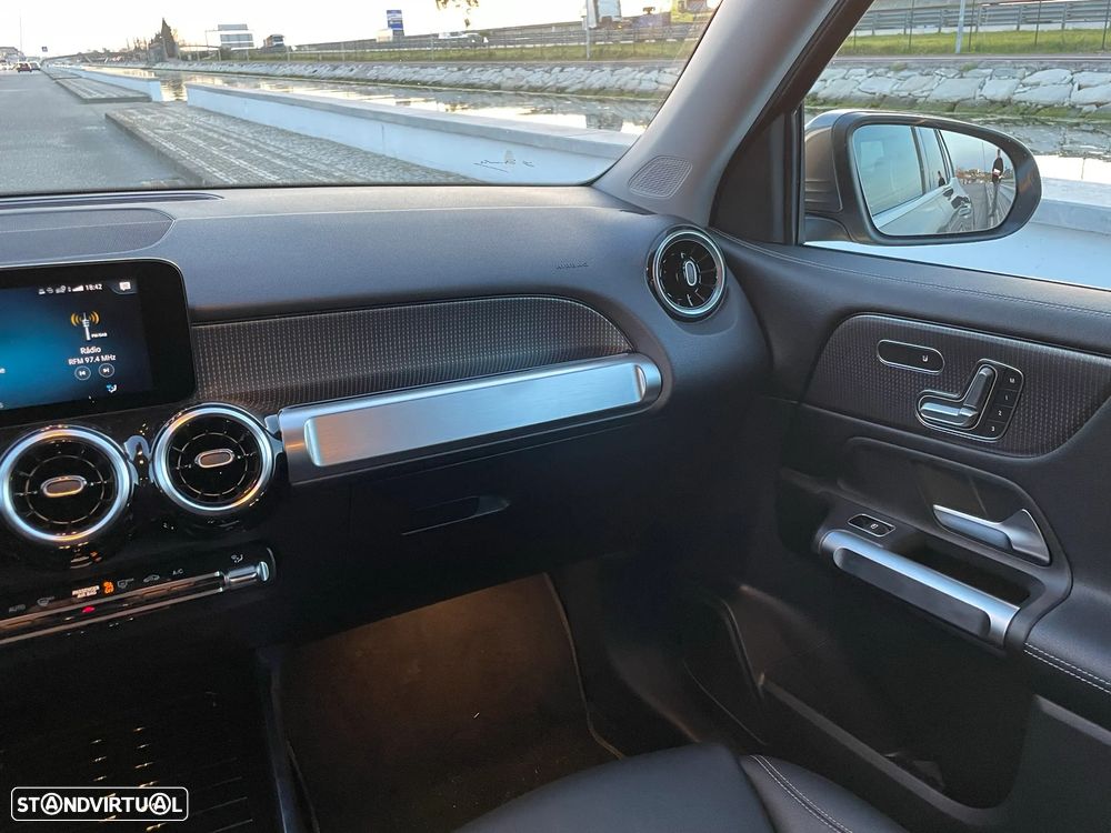 Mercedes-Benz GLB 180 d 8G-DCT Progressive - 19