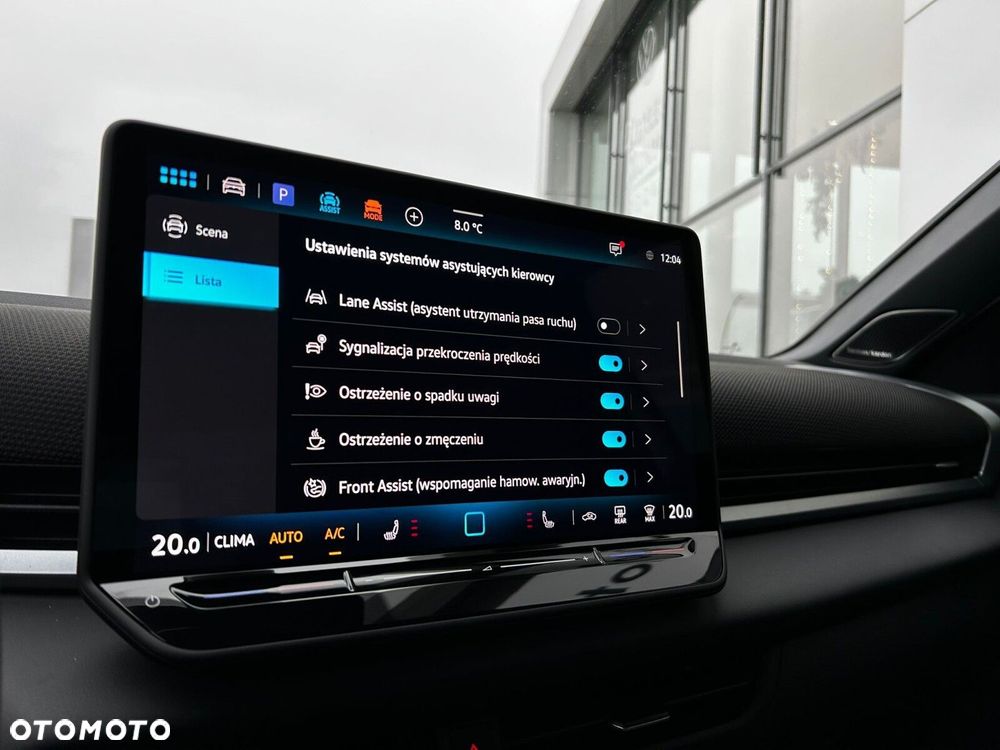 Volkswagen T-Roc - 16