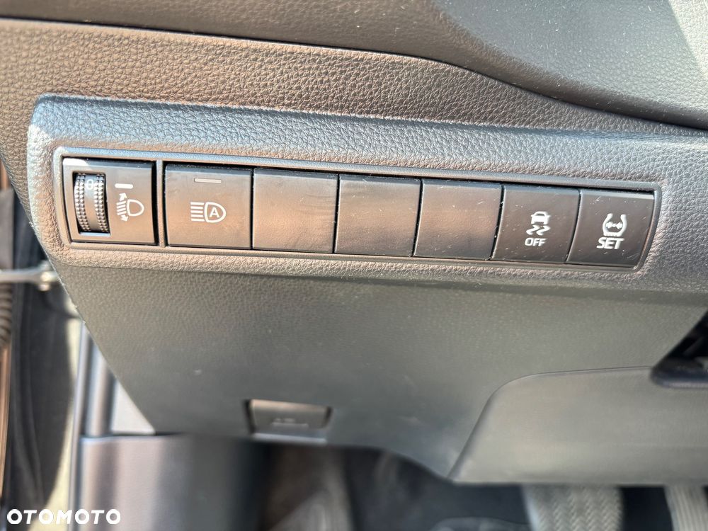 Toyota Corolla 1.8 Hybrid Comfort - 27