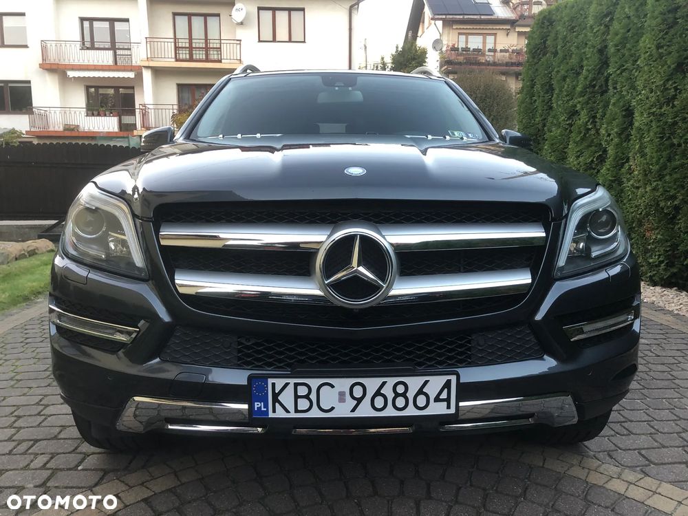 Mercedes-Benz GL 400 4Matic 7G-TRONIC - 11