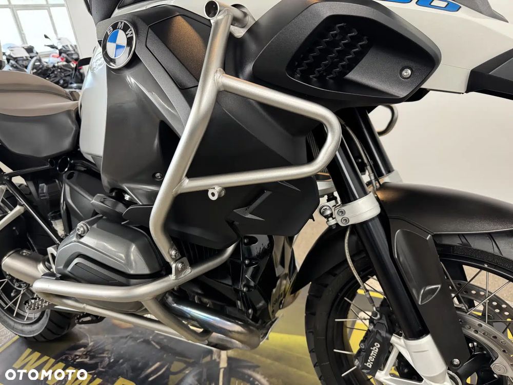 BMW R - 9