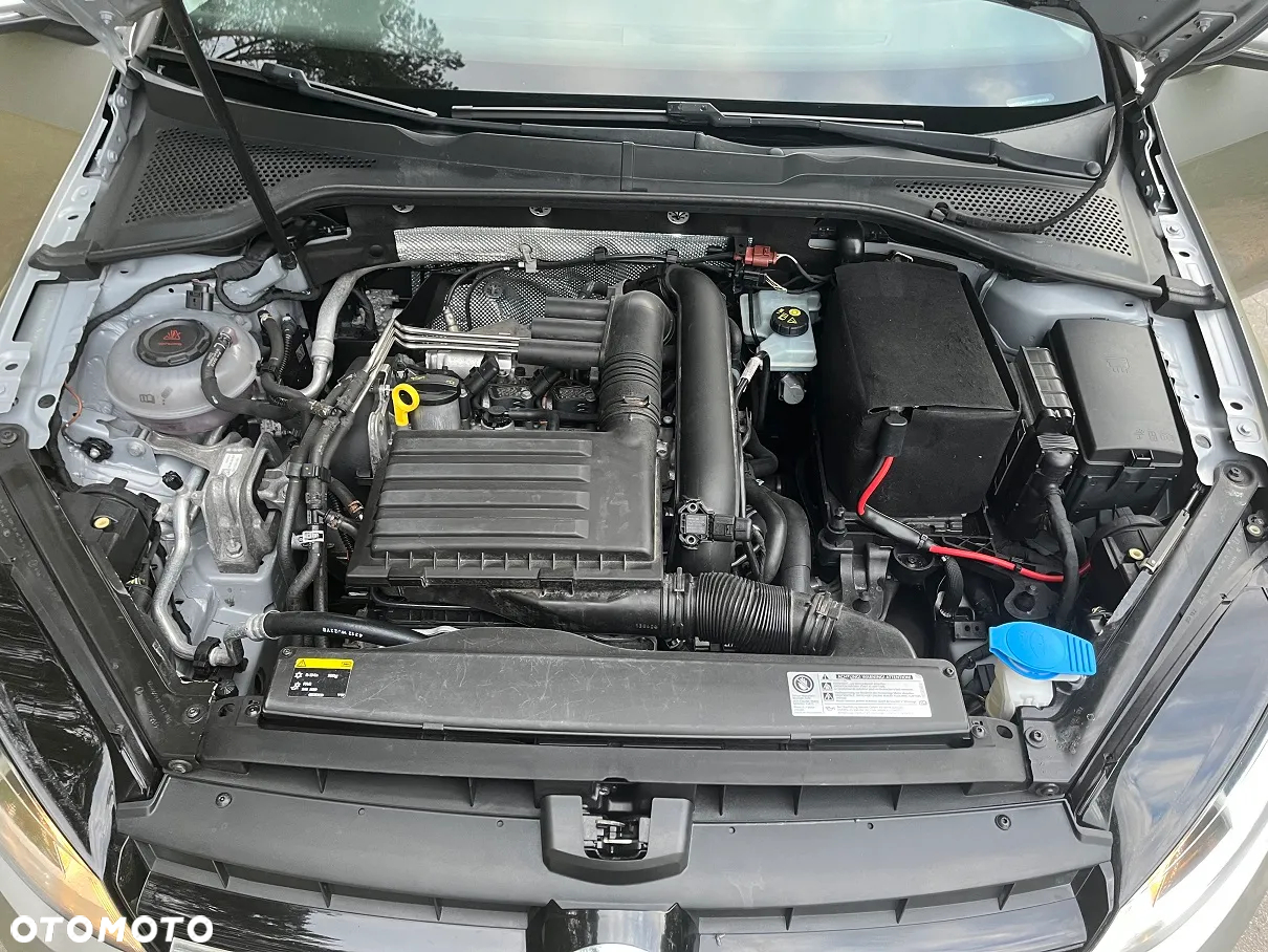 Volkswagen Golf 1.2 TSI BlueMotion Technology Comfortline - 21