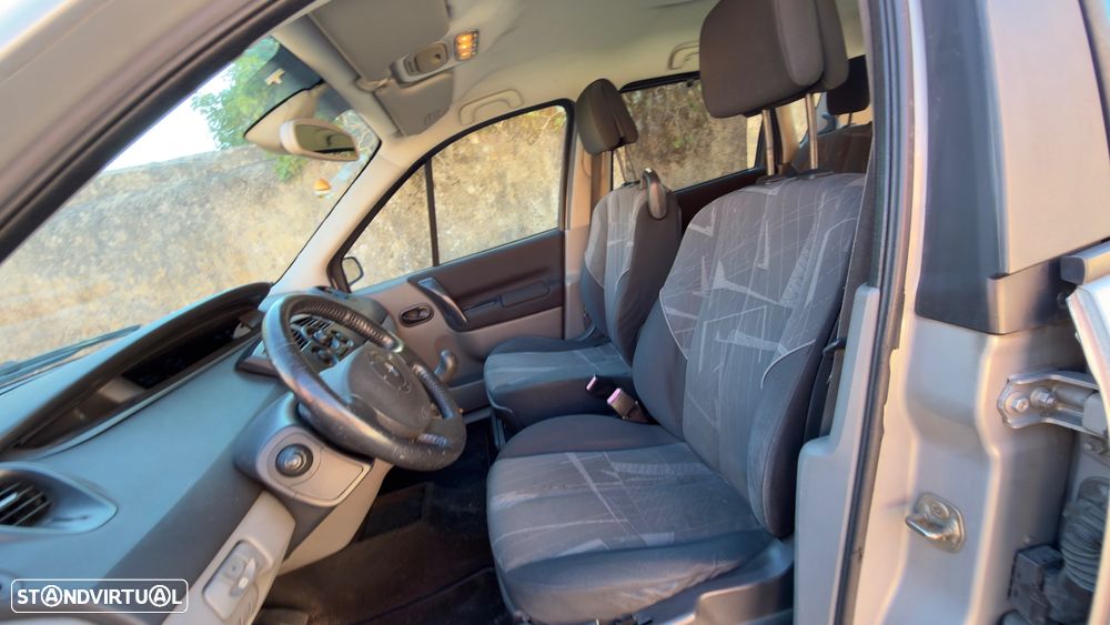 Renault Scénic 1.5 dCi Confort Dynamique - 7
