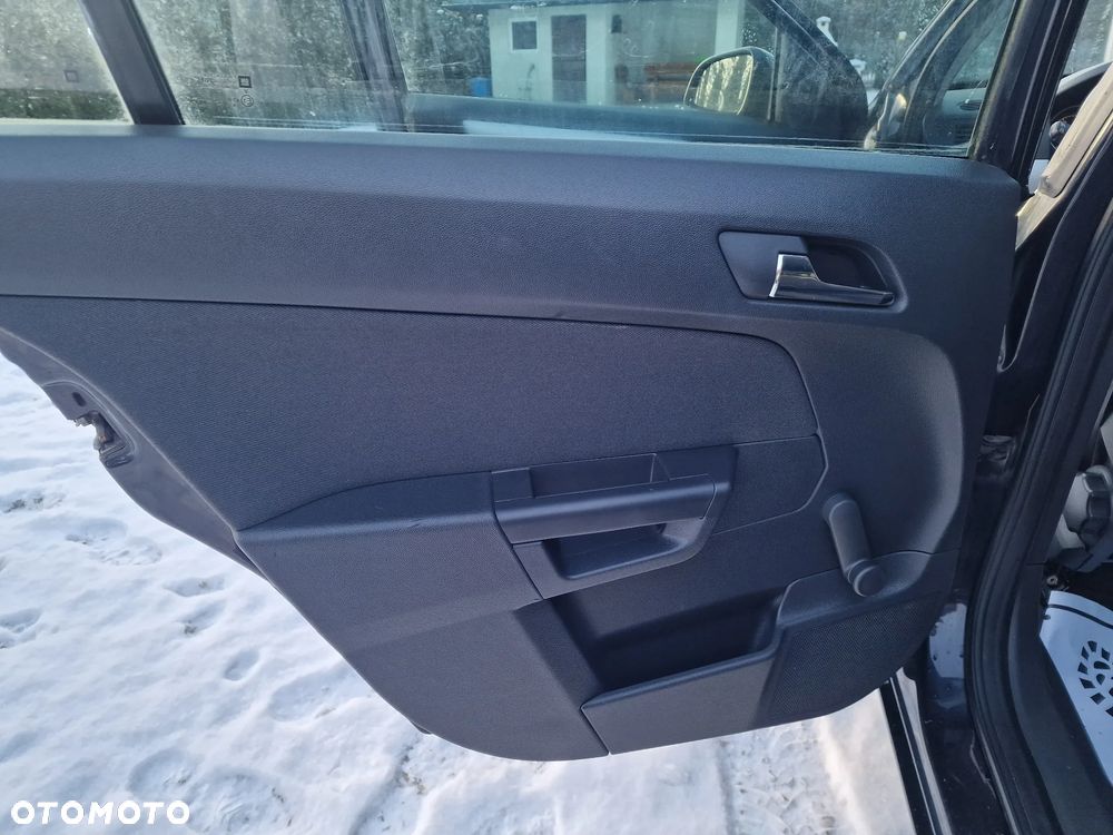 Opel Astra 1.6 Edition 111 Jahre - 17