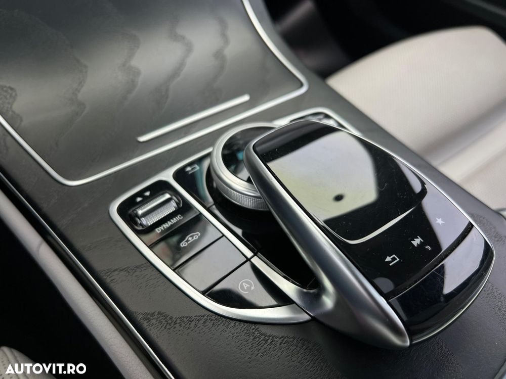Mercedes-Benz C - 15