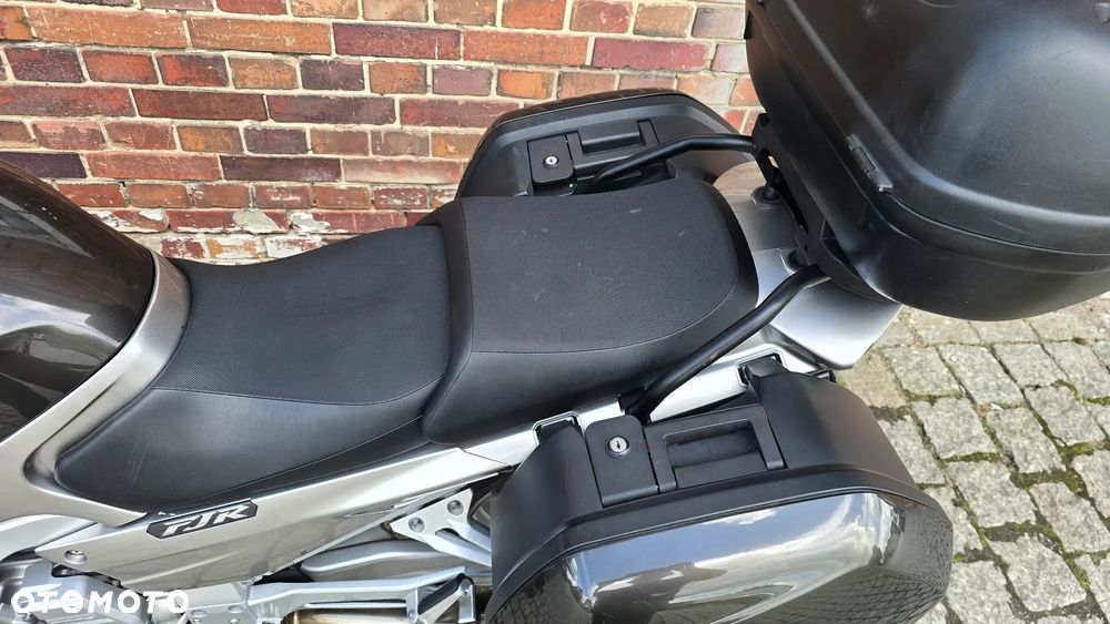 Yamaha FJR - 14