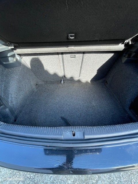 VW Golf 1.6 TDi Confortline - 14