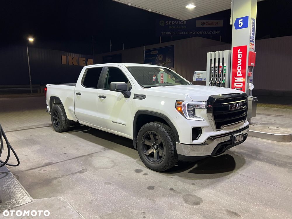 GMC Sierra - 4