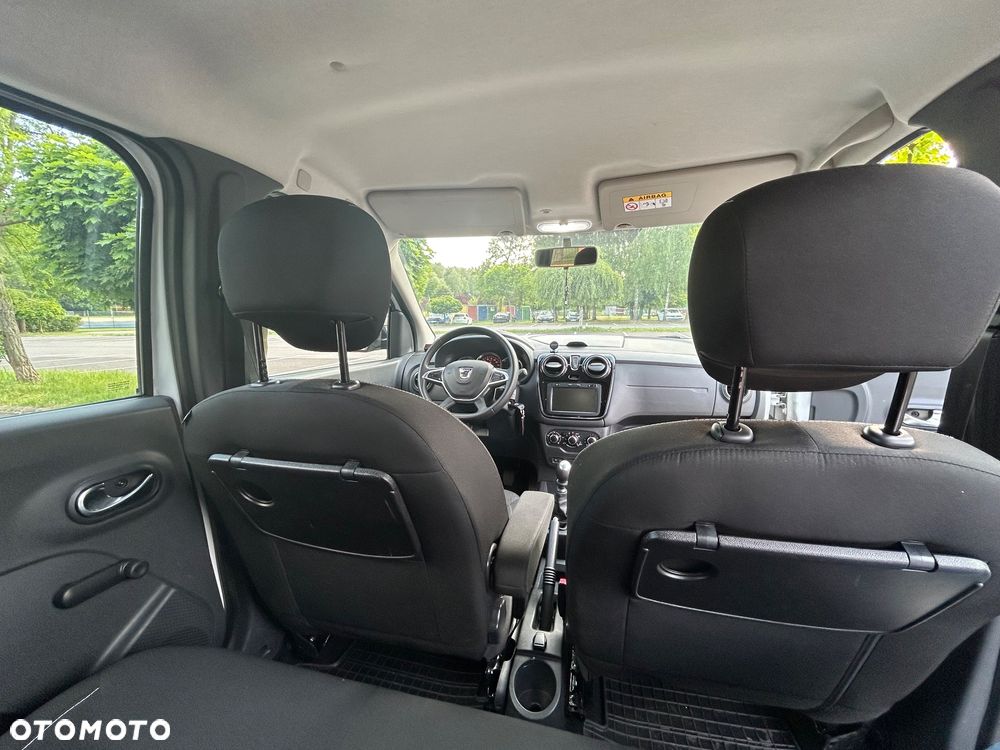 Dacia Lodgy 1.5 Blue dCi Laureate S&S EU6d - 9