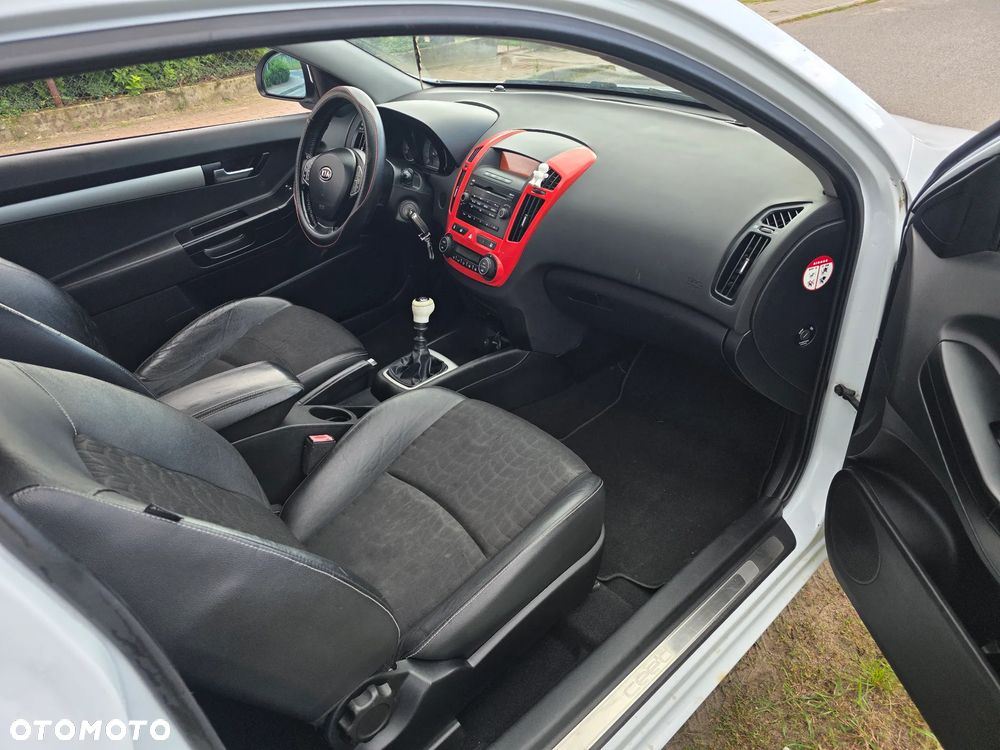 Kia ProCeed 2.0 CRDi EX - 9