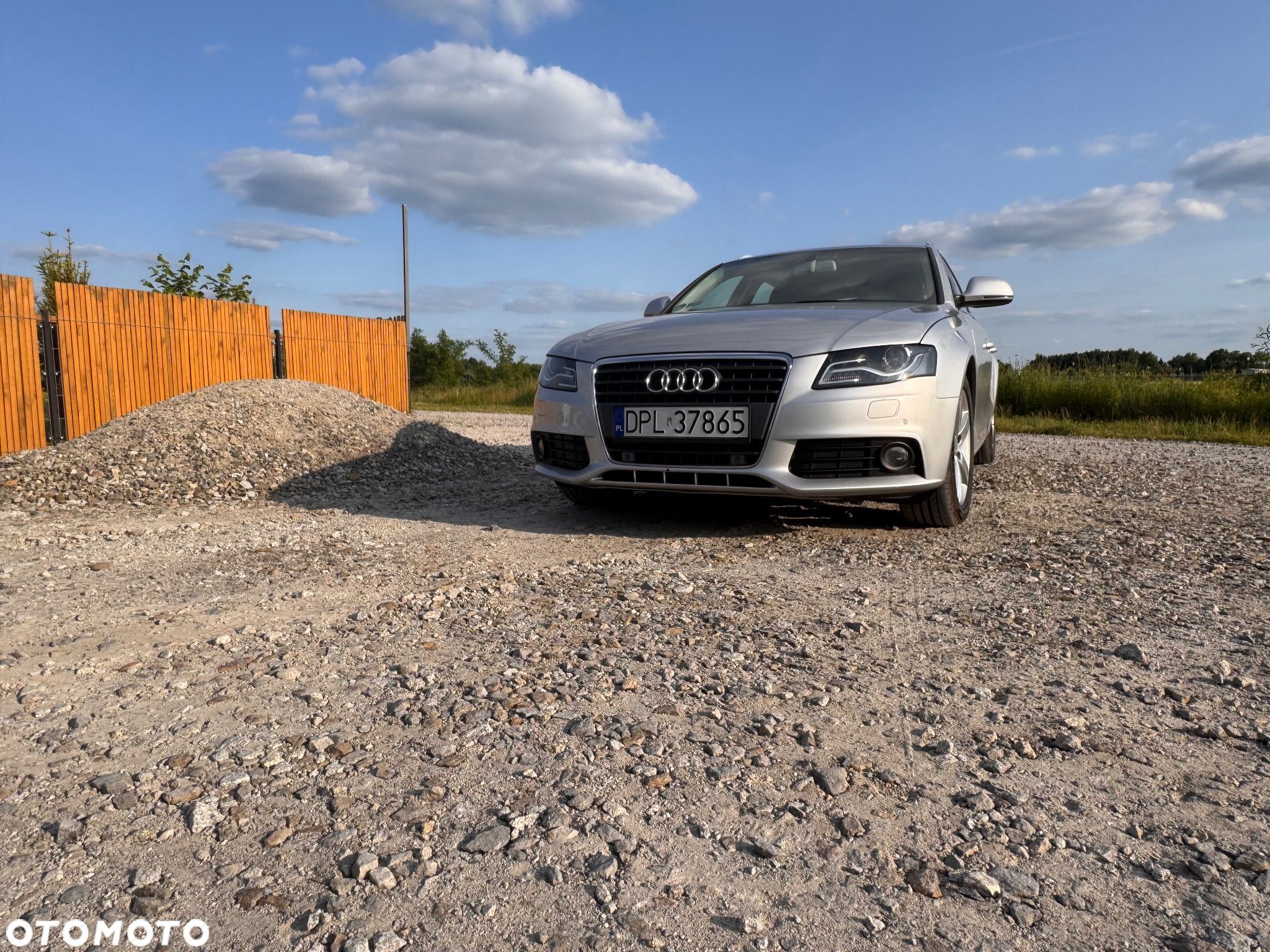 Audi A4 - 1