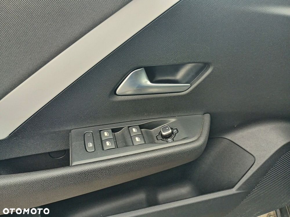 Opel Astra - 17