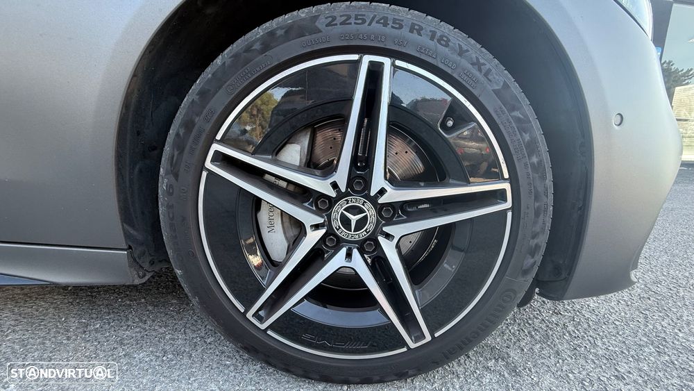 Mercedes-Benz C 300 e AMG Line - 10