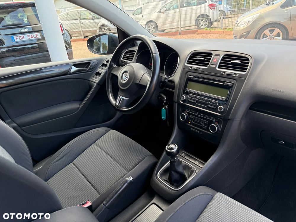 Volkswagen Golf 1.4 Comfortline - 32