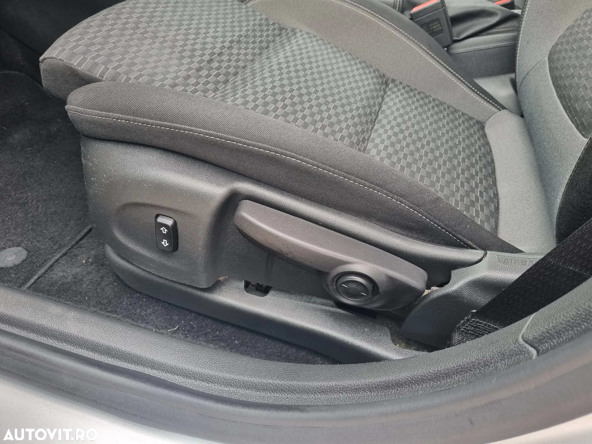 Opel Astra 1.6 CDTI Start/Stop Sports Tourer Active - 8