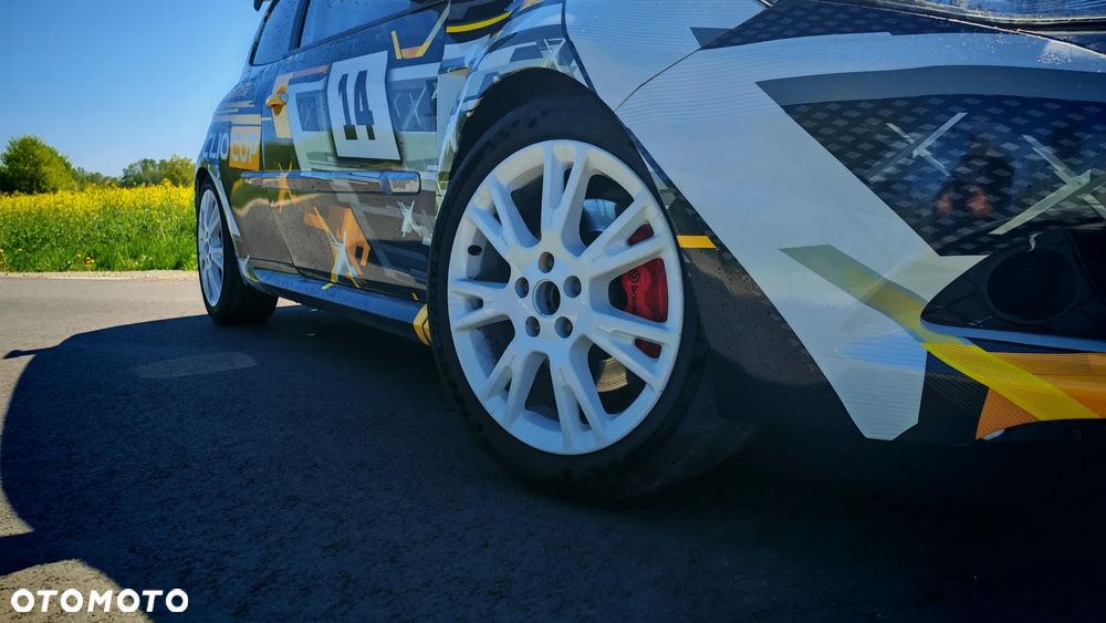 Renault Clio - 7