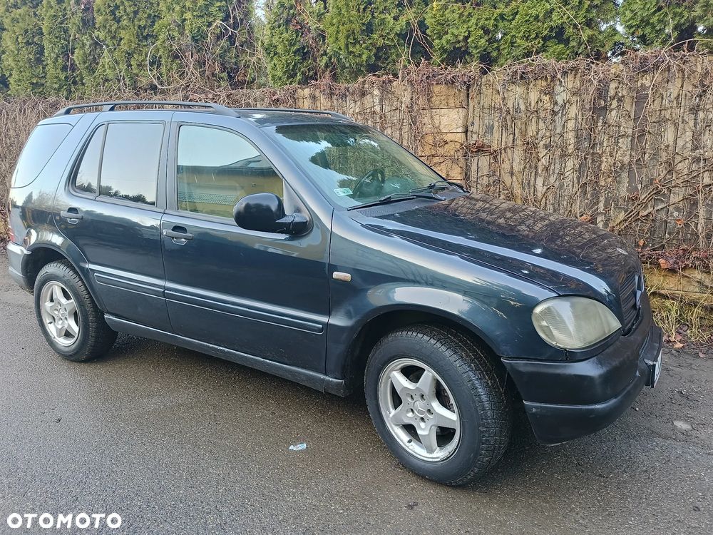 Mercedes-Benz ML - 6