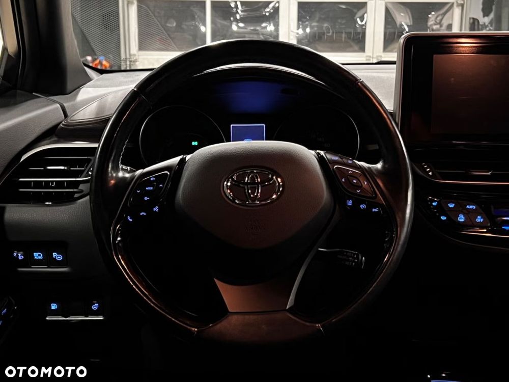 Toyota C-HR Lounge - 14
