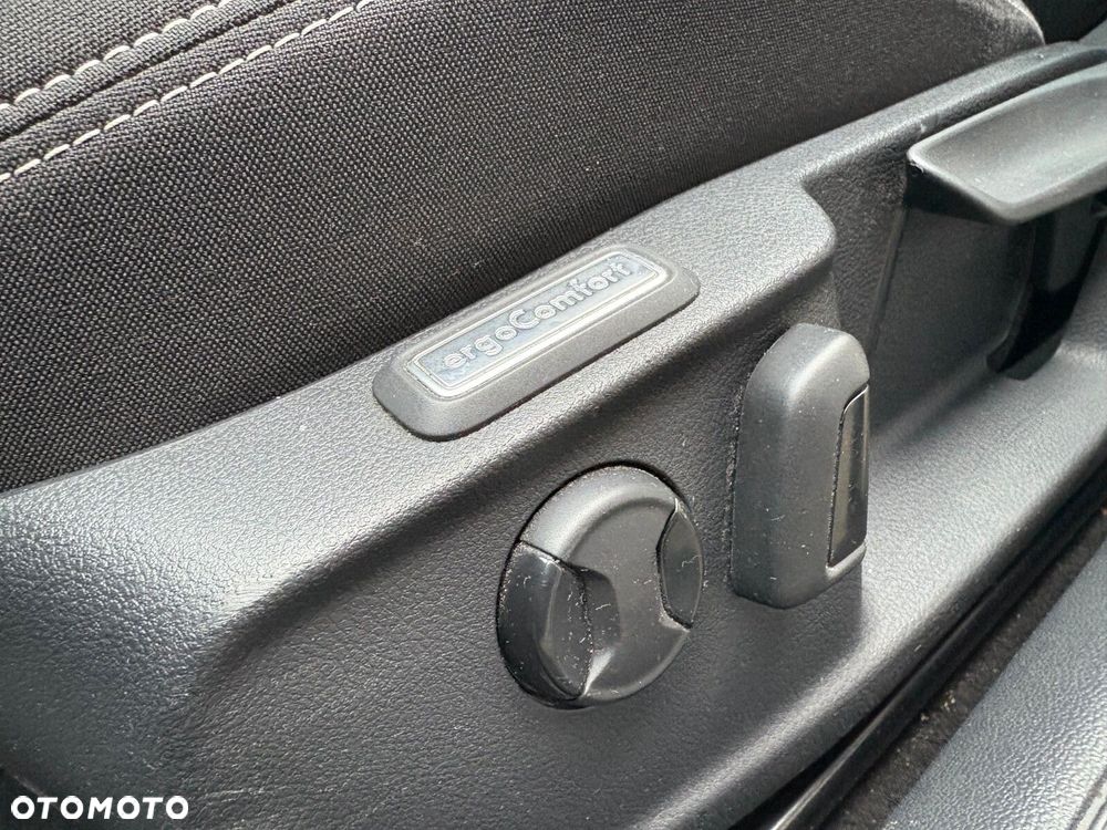 Volkswagen Passat 1.5 TSI EVO Business DSG - 20