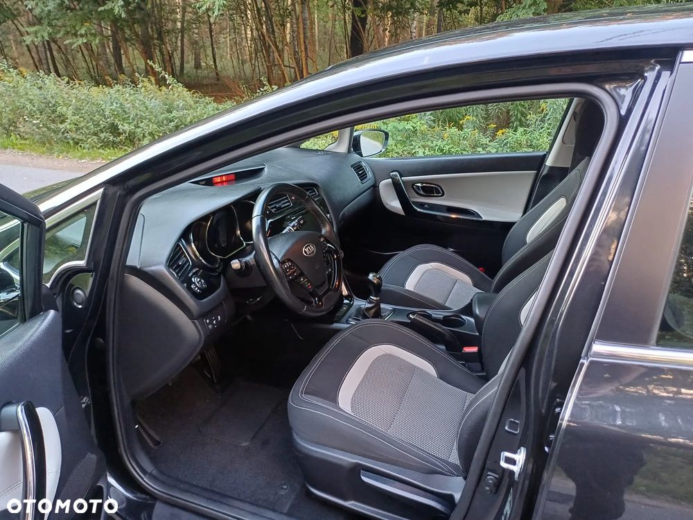 Kia Ceed - 6
