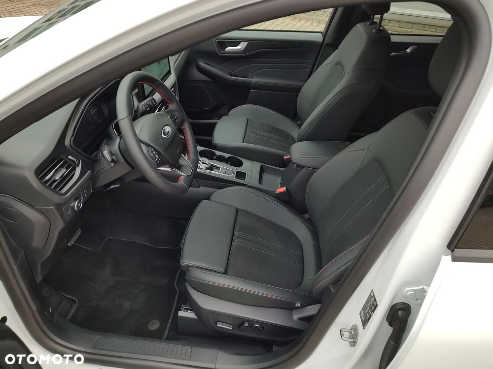 Ford Kuga 2.5 Duratec FHEV ST-LINE X - 11