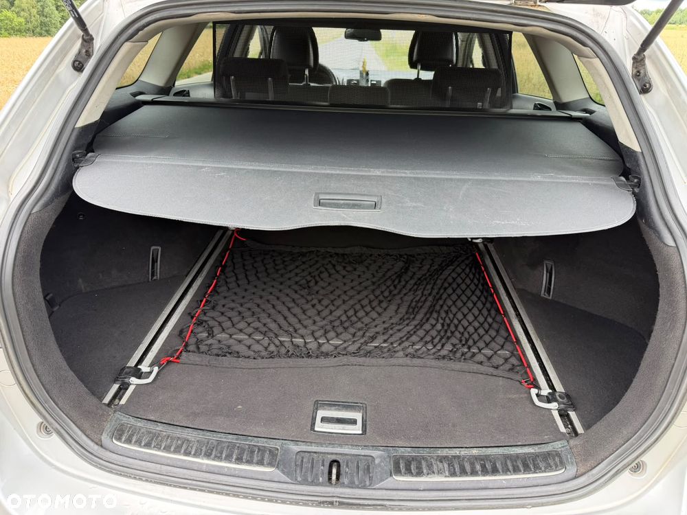 Toyota Avensis 2.2 D-4D Sol Plus 180 Premium - 14
