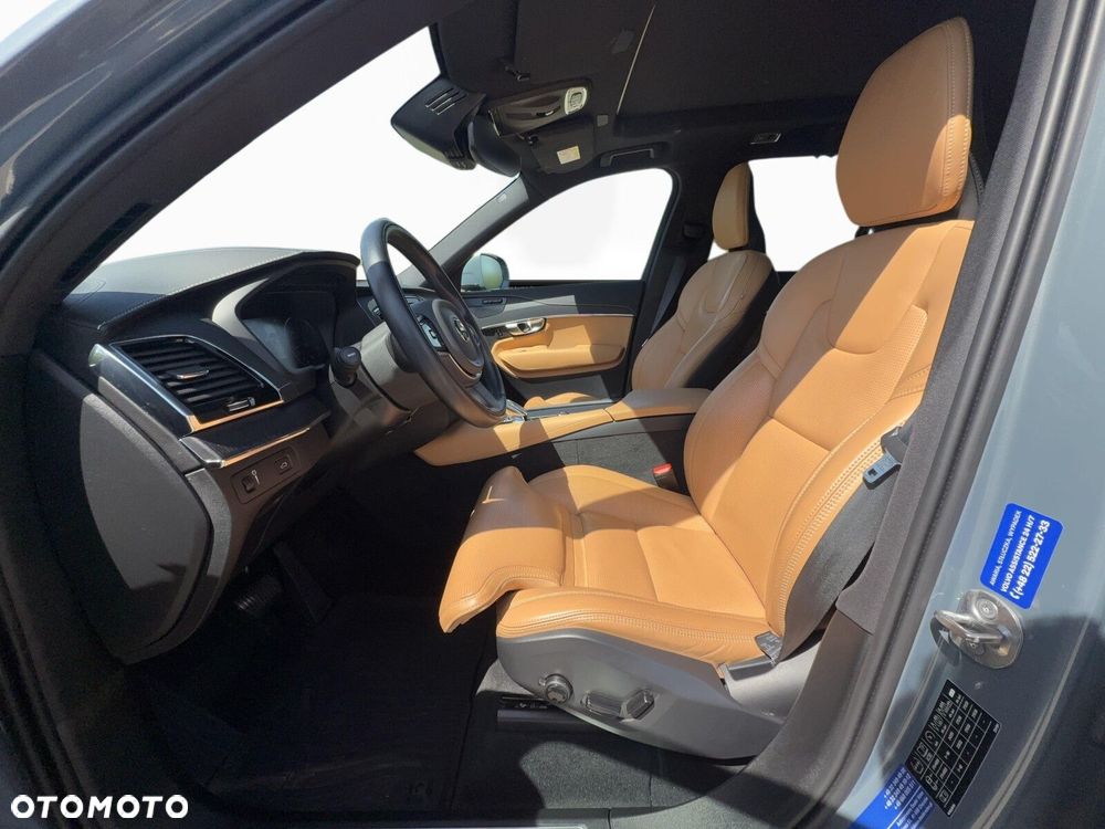 Volvo XC 90 - 23