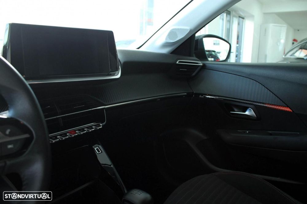 Peugeot 208 1.2 PureTech Active - 17