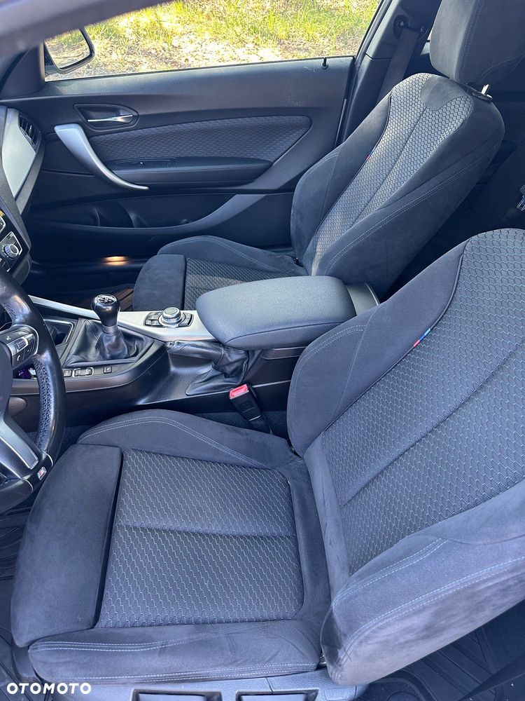 BMW Seria 1 120i M Sport - 8