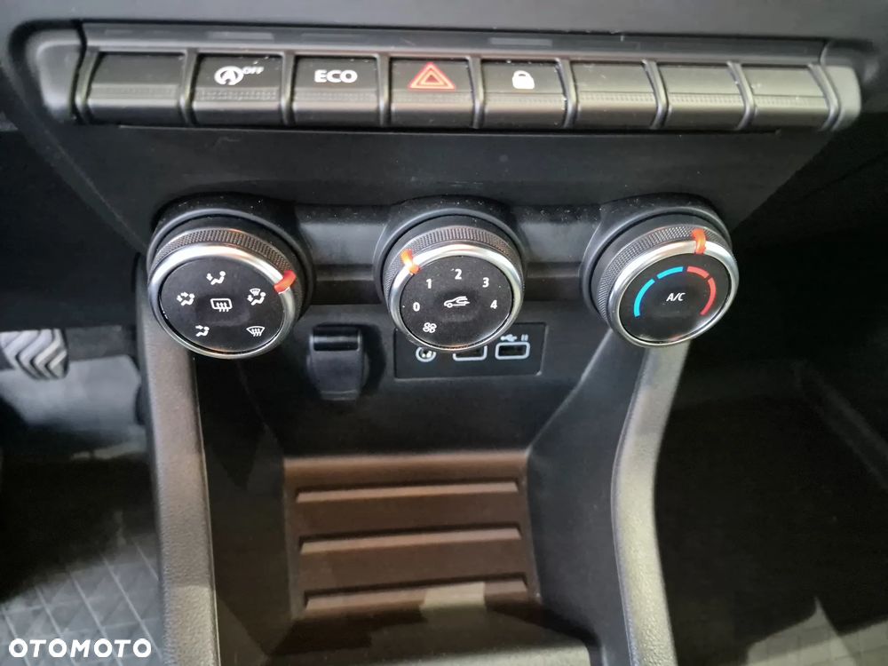 Renault Clio 1.0 TCe Evolution - 20