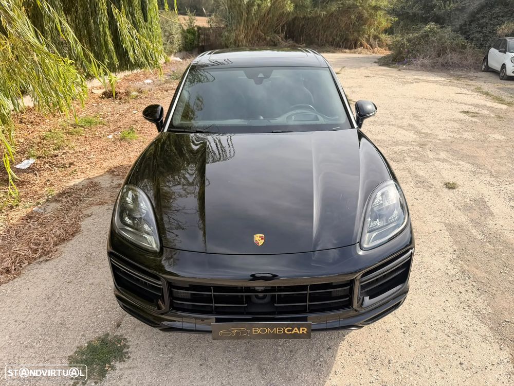 Porsche Cayenne Turbo - 11