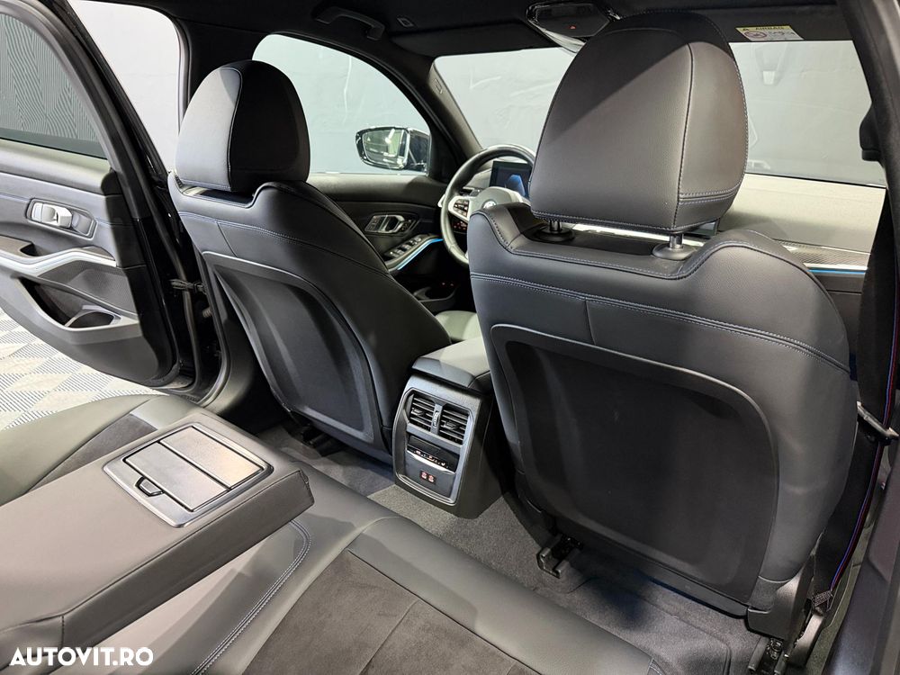 BMW Seria 3 330e xDrive Aut. - 25