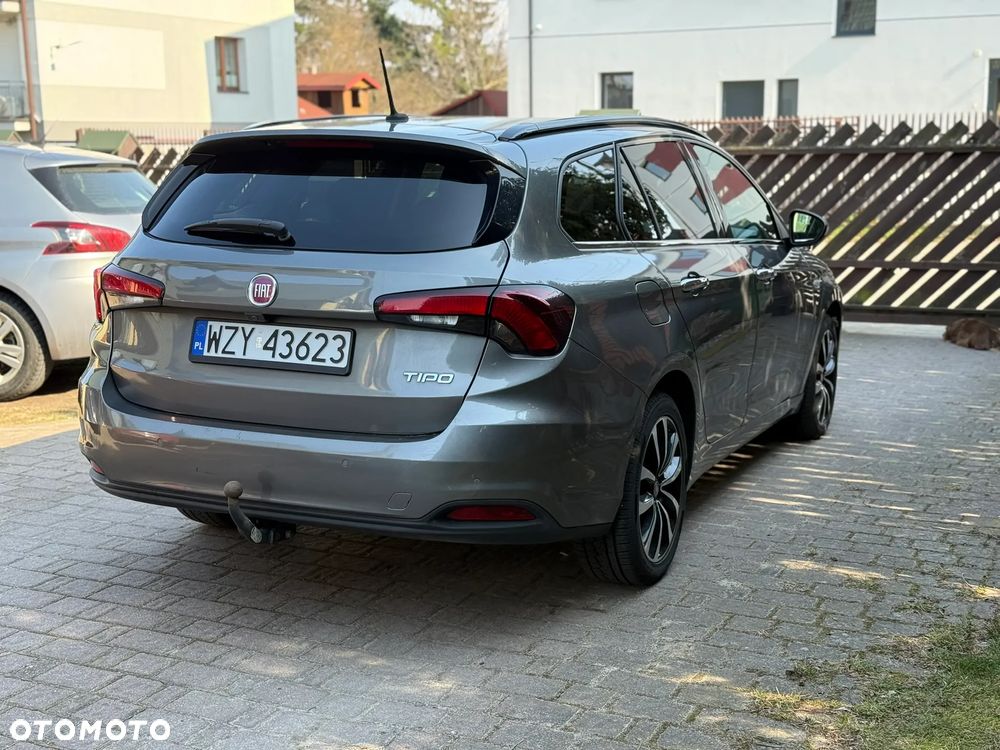 Fiat Tipo 1.6 MultiJet 16v Lounge - 4