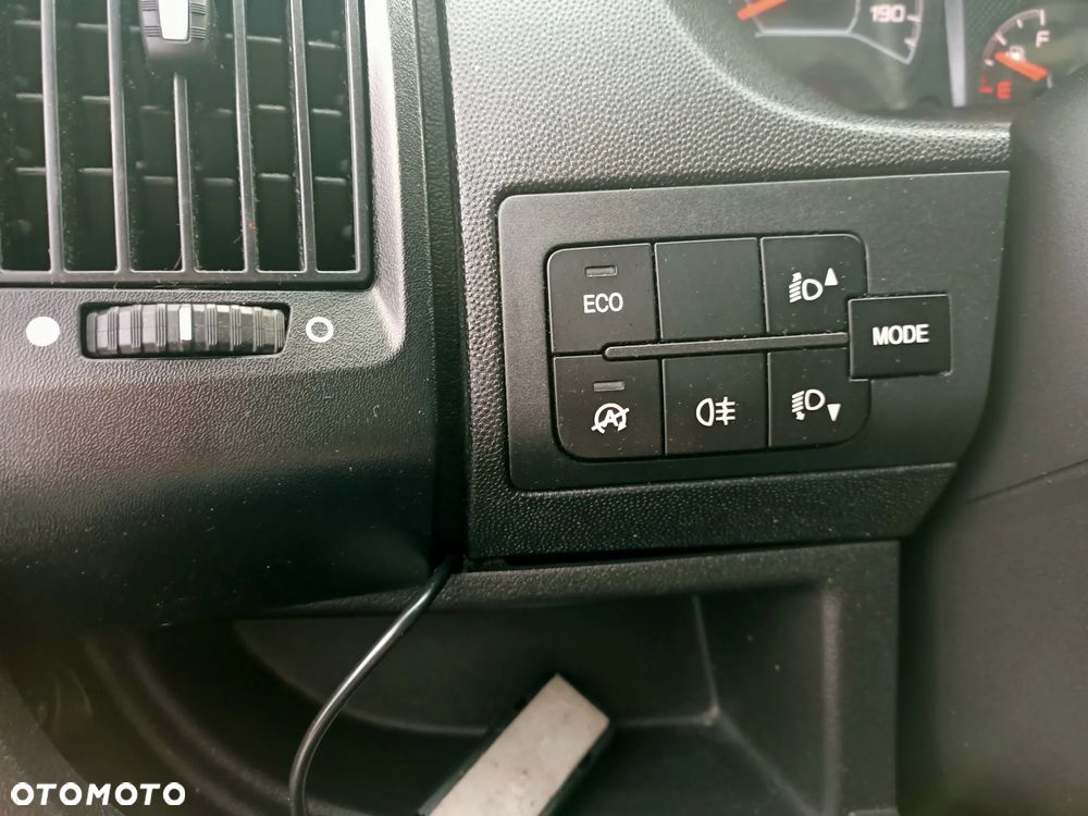 Fiat Ducato Chłodnia drzwi z obu stron 160KM 2 zasilania chłodni - 16