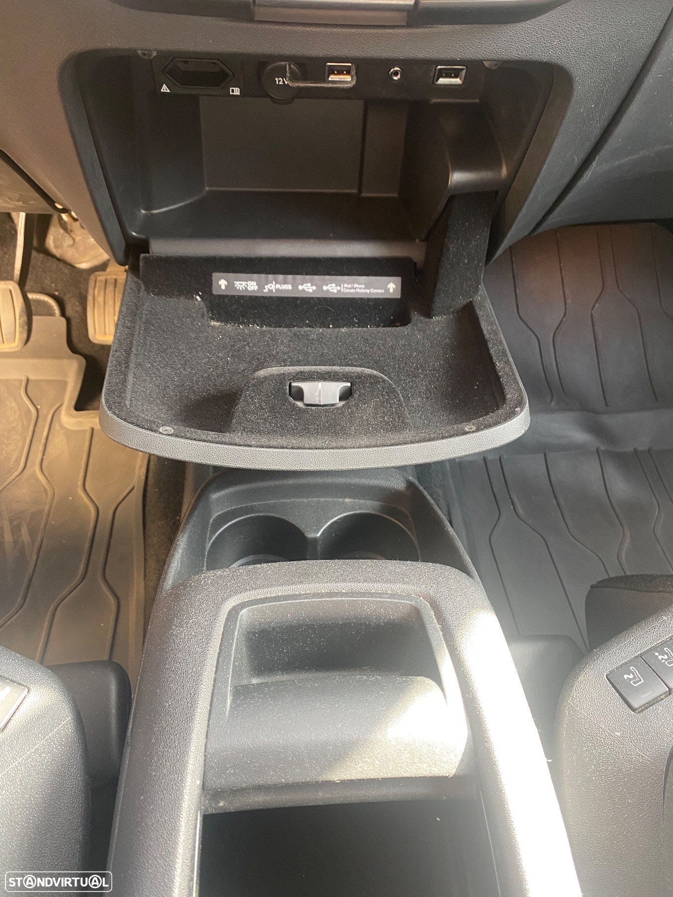 Citroën C4 Picasso 1.6 e-HDi Intensive ETG6 J17 - 7