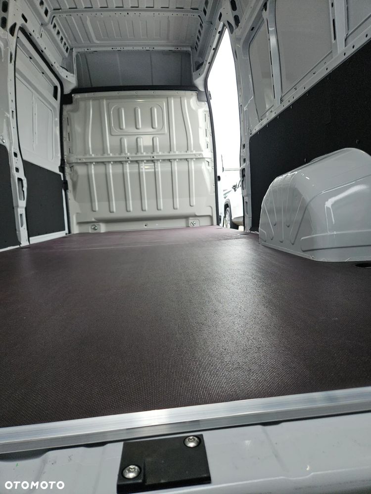 Toyota Proace MAX - 8