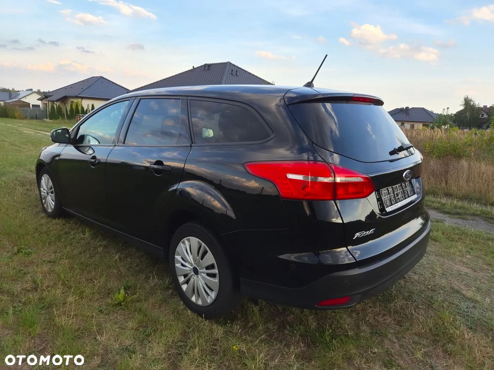 Ford Focus 1.5 TDCi DPF Start-Stopp-System Business - 5