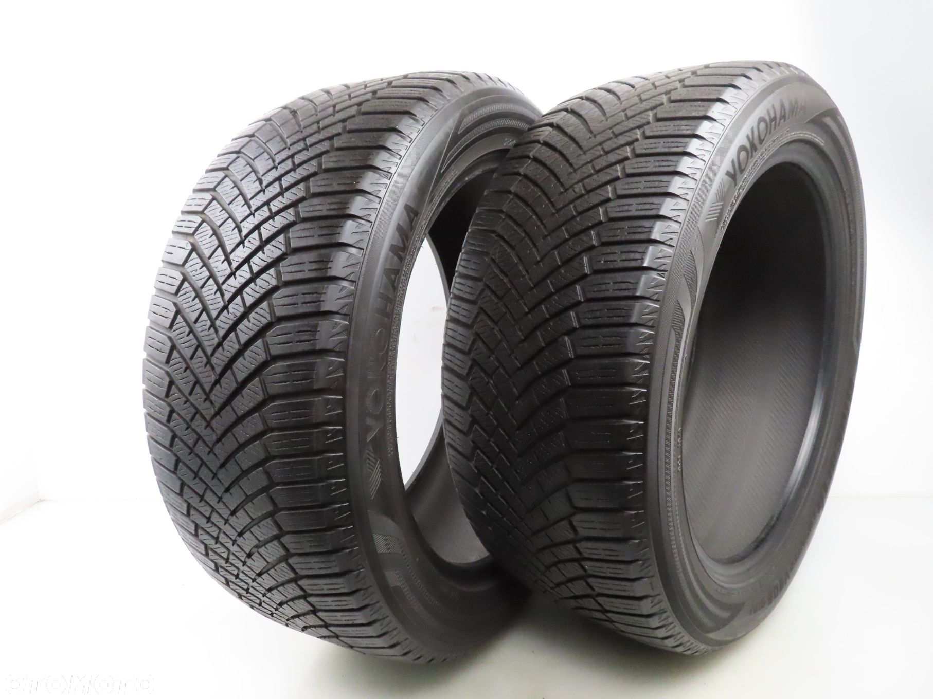 2x 275/45R20 OPONY ZIMOWE Yokohama BluEarth Winter V906 SUV 110V XL - 1
