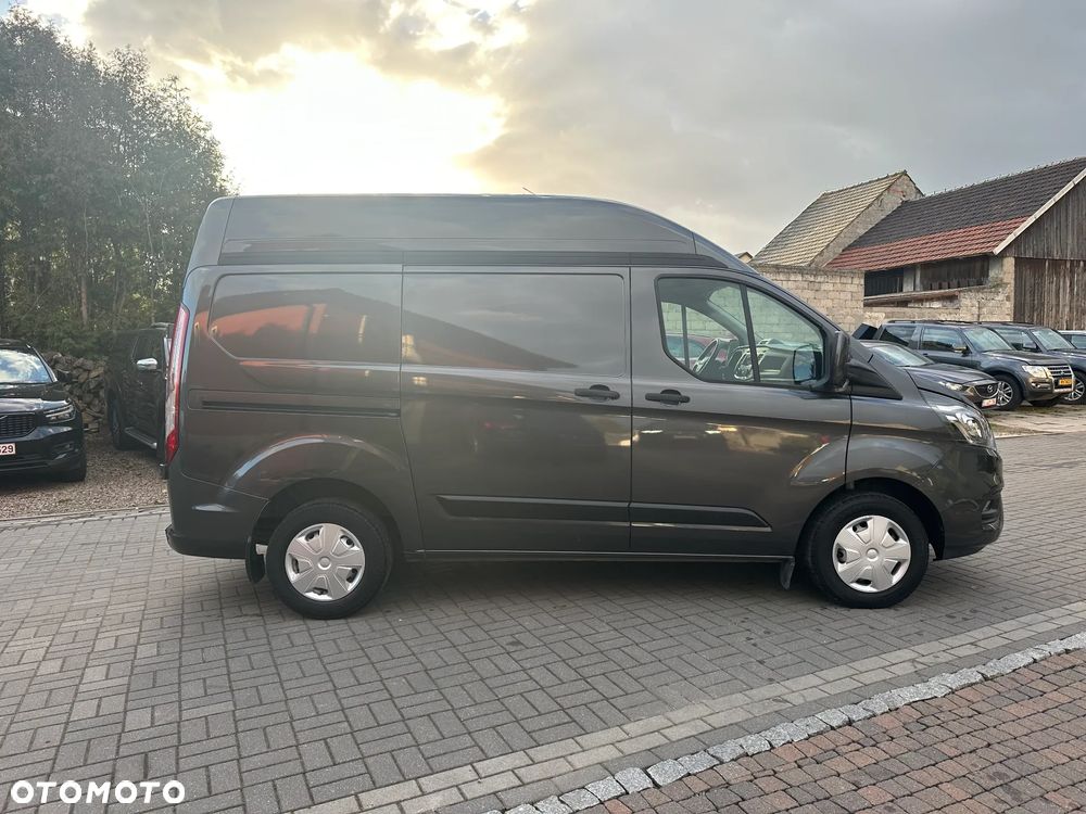 Ford TRANSIT CUSTOM - 4